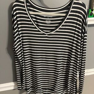 American eagle soft and sexy long sleeve t